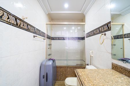 Apartamento à venda com 277m², 3 quartos e 2 vagas Apartamento à venda com 277m², 3 quartos e 2 vagasBanheiro da Suíte 3