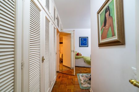 Apartamento à venda com 277m², 3 quartos e 2 vagas Apartamento à venda com 277m², 3 quartos e 2 vagasSuíte 1
