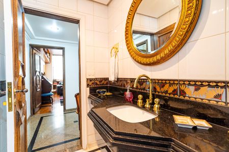 Apartamento à venda com 277m², 3 quartos e 2 vagas Apartamento à venda com 277m², 3 quartos e 2 vagasLavabo
