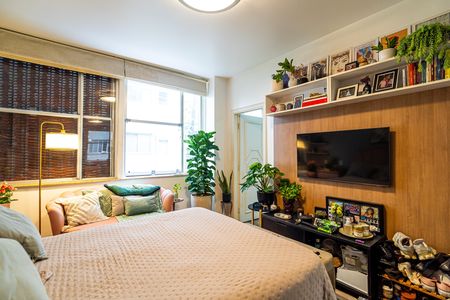 Apartamento à venda com 277m², 3 quartos e 2 vagas Apartamento à venda com 277m², 3 quartos e 2 vagasSuíte 2