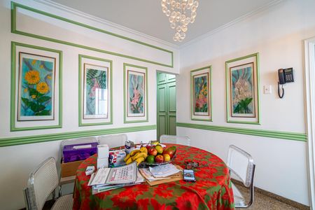 Apartamento à venda com 277m², 3 quartos e 2 vagas Apartamento à venda com 277m², 3 quartos e 2 vagasCopa