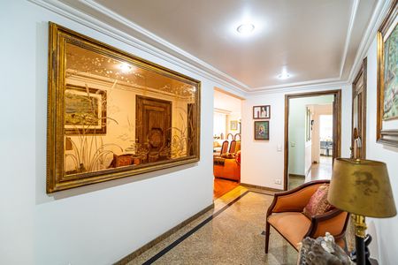 Apartamento à venda com 277m², 3 quartos e 2 vagas Apartamento à venda com 277m², 3 quartos e 2 vagasSala