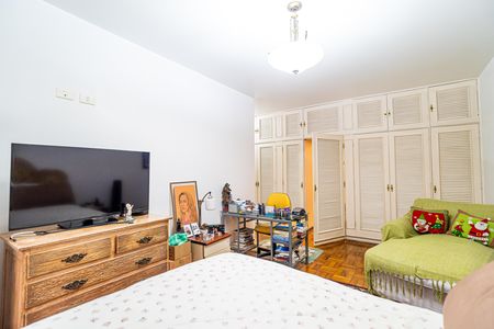 Apartamento à venda com 277m², 3 quartos e 2 vagas Apartamento à venda com 277m², 3 quartos e 2 vagasSuíte 1