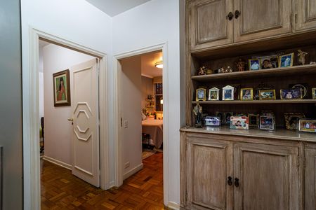 Apartamento à venda com 277m², 3 quartos e 2 vagas Apartamento à venda com 277m², 3 quartos e 2 vagasSala
