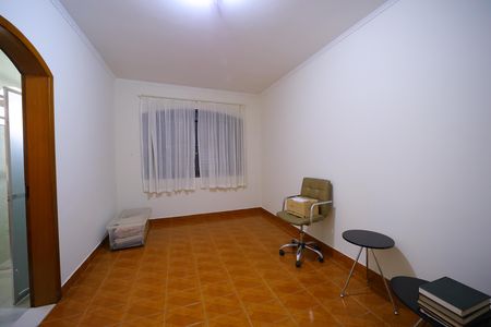 Casa à venda com 331m², 3 quartos e 5 vagasQuarto 2