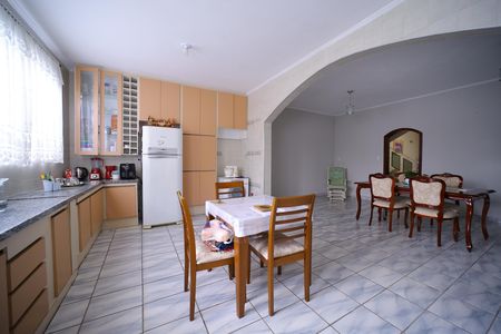 Casa à venda com 331m², 3 quartos e 5 vagasCozinha