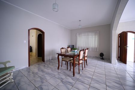 Casa à venda com 331m², 3 quartos e 5 vagasCozinha