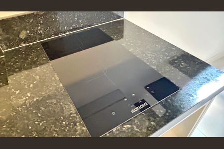Studio para alugar com 34m², 1 quarto e sem vaga Studio para alugar com 34m², 1 quarto e sem vagaCozinha