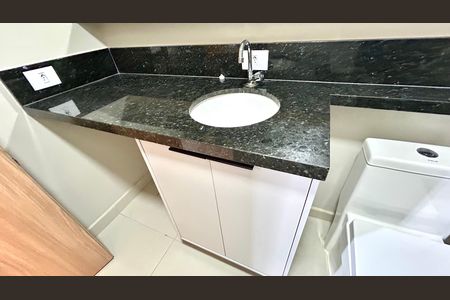 Studio para alugar com 34m², 1 quarto e sem vaga Studio para alugar com 34m², 1 quarto e sem vagaBanheiro
