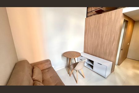 Sala de kitnet/studio para alugar com 1 quarto, 34m² em Vila Galvão, Guarulhos