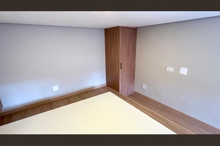 Quarto de kitnet/studio para alugar com 1 quarto, 34m² em Vila Galvão, Guarulhos