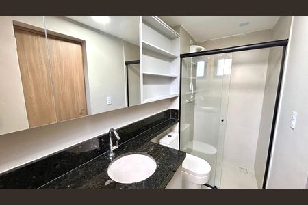 Banheiro de kitnet/studio para alugar com 1 quarto, 34m² em Vila Galvão, Guarulhos