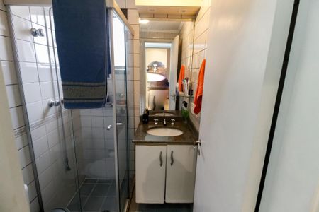 Apartamento para alugar com 72m², 3 quartos e 1 vaga Apartamento para alugar com 72m², 3 quartos e 1 vagaBanheiro da Suíte