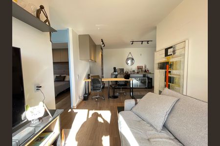 Apartamento à venda com 55m², 2 quartos e 1 vaga Apartamento à venda com 55m², 2 quartos e 1 vagaSala
