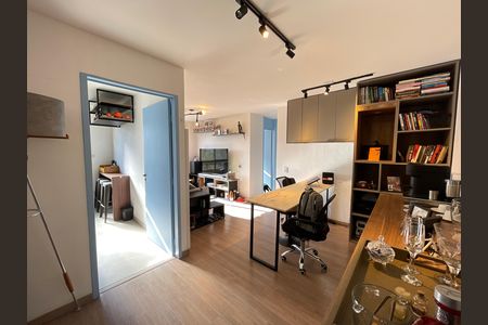 Apartamento à venda com 55m², 2 quartos e 1 vaga Apartamento à venda com 55m², 2 quartos e 1 vagaSala