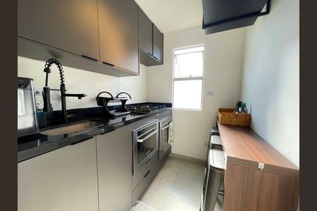 Apartamento à venda com 55m², 2 quartos e 1 vaga Apartamento à venda com 55m², 2 quartos e 1 vagaCozinha