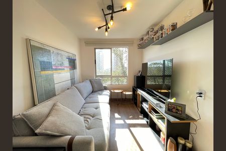 Sala  de apartamento à venda com 2 quartos, 55m² em Jardim Ester, São Paulo