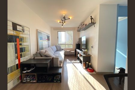 Apartamento à venda com 55m², 2 quartos e 1 vaga Apartamento à venda com 55m², 2 quartos e 1 vagaSala