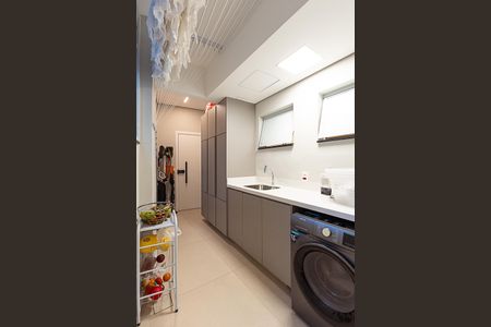 Apartamento à venda com 124m², 2 quartos e 1 vaga Apartamento à venda com 124m², 2 quartos e 1 vagaÁrea de Serviço