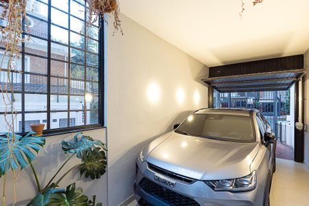 Apartamento à venda com 124m², 2 quartos e 1 vaga Apartamento à venda com 124m², 2 quartos e 1 vagaGaragem