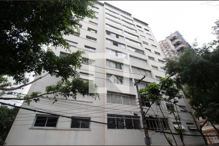 Apartamento à venda com 124m², 2 quartos e 1 vaga Apartamento à venda com 124m², 2 quartos e 1 vagaFachada