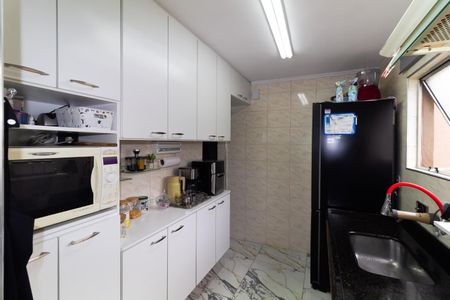 Apartamento à venda com 53m², 2 quartos e 2 vagas Apartamento à venda com 53m², 2 quartos e 2 vagasCozinha