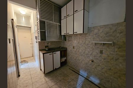 Apartamento à venda com 83m², 2 quartos e sem vaga