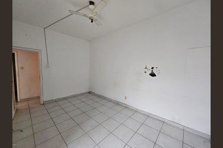 Apartamento à venda com 83m², 2 quartos e sem vaga
