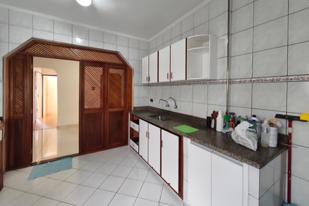 Casa para alugar com 170m², 3 quartos e 2 vagas Casa para alugar com 170m², 3 quartos e 2 vagasCozinha