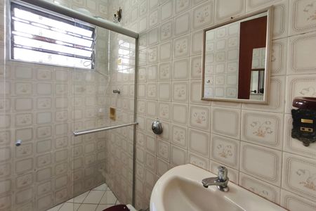 Casa para alugar com 170m², 3 quartos e 2 vagas Casa para alugar com 170m², 3 quartos e 2 vagasBanheiro Suíte