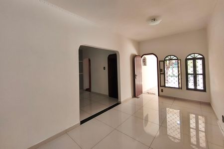 Sala de Estar de casa para alugar com 3 quartos, 170m² em Chácara Cneo, Campinas