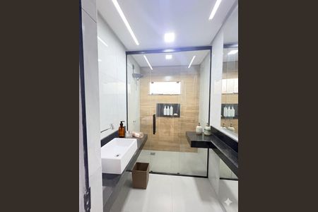 Casa para alugar com 360m², 3 quartos e 4 vagasBanheiro da Suíte