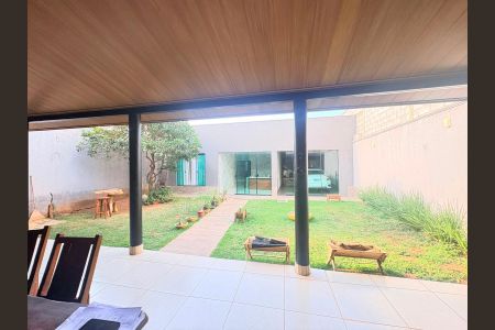 Casa para alugar com 360m², 3 quartos e 4 vagasÁrea comum