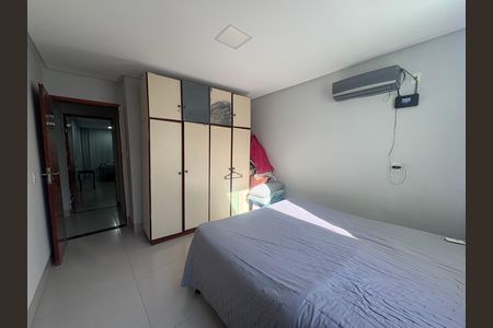 Casa à venda com 360m², 3 quartos e 4 vagas