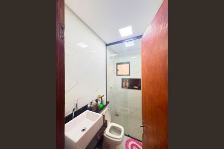 Casa para alugar com 360m², 3 quartos e 4 vagasBanheiro da Suíte 2