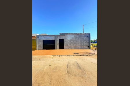 Casa para alugar com 360m², 3 quartos e 4 vagasFachada