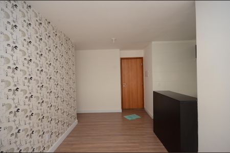 Apartamento à venda com 44m², 2 quartos e 1 vaga Apartamento à venda com 44m², 2 quartos e 1 vagaSala