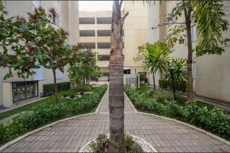 Apartamento à venda com 44m², 2 quartos e 1 vaga Apartamento à venda com 44m², 2 quartos e 1 vagaÁrea comum