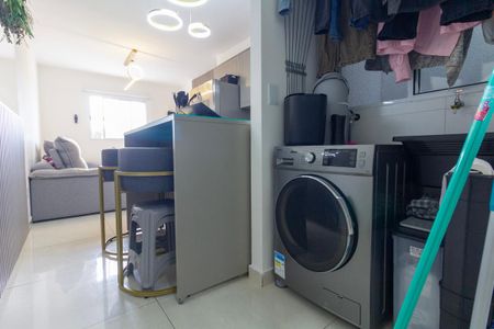 Apartamento para alugar com 40m², 2 quartos e sem vaga Apartamento para alugar com 40m², 2 quartos e sem vagaCozinha e Área de Serviço