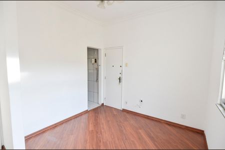 Sala de apartamento para alugar com 1 quarto, 32m² em Tijuca, Rio de Janeiro