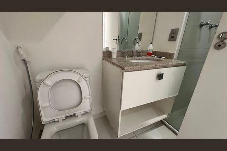 Apartamento à venda com 68m², 2 quartos e 1 vaga