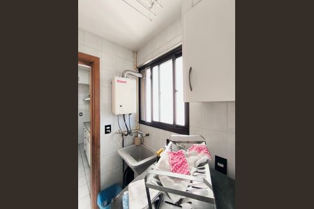 Apartamento à venda com 94m², 3 quartos e 1 vagaÁrea de Serviço