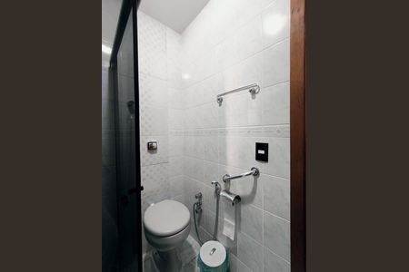 Apartamento à venda com 94m², 3 quartos e 1 vagaBanheiro 2