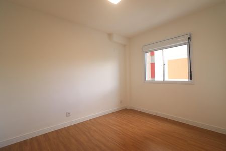 Apartamento à venda com 56m², 2 quartos e 1 vagaQuarto 02