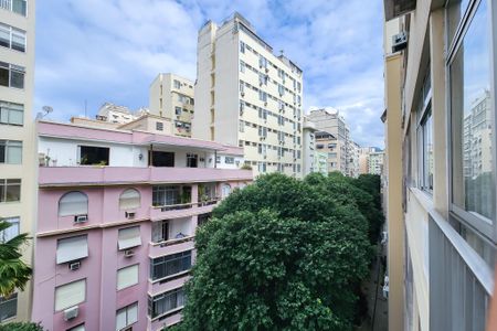 Apartamento à venda com 43m², 1 quarto e sem vaga Apartamento à venda com 43m², 1 quarto e sem vagaVista