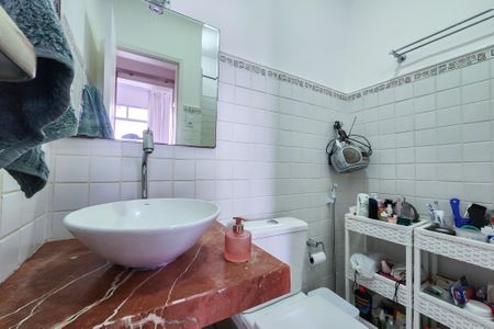 Apartamento à venda com 43m², 1 quarto e sem vaga Apartamento à venda com 43m², 1 quarto e sem vagaBanheiro
