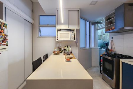 Apartamento à venda com 43m², 1 quarto e sem vaga Apartamento à venda com 43m², 1 quarto e sem vagaCozinha