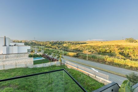 Casa de condomínio à venda com 585m², 4 quartos e 2 vagas