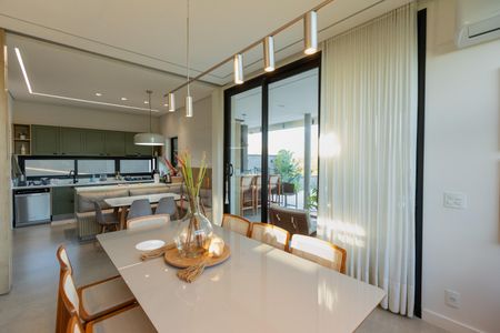 Casa de condomínio à venda com 585m², 4 quartos e 2 vagas