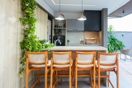 Casa de condomínio à venda com 585m², 4 quartos e 2 vagas Casa de condomínio à venda com 585m², 4 quartos e 2 vagasChurrasqueira